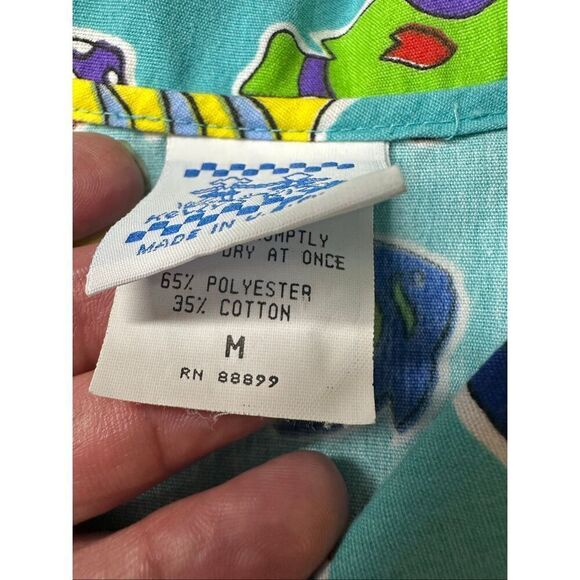 Kelly's Kids Multicolor Fish Print Sleeveless Button Down Shirt Size Medium - Picture 3 of 4